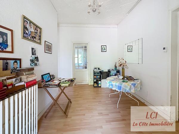 Maison 6 pièce(s) 4 chambre(s) 180 m²