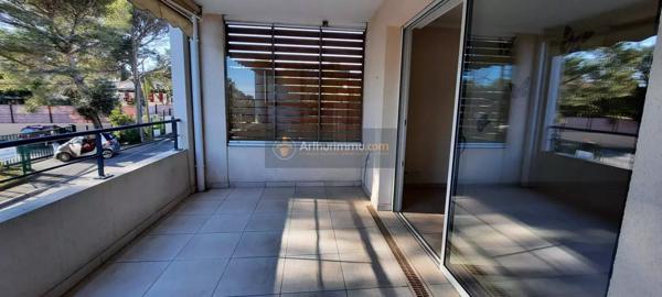 Location                                                      Appartement
                        
                     3 pièces                      71 m2                     à Saint-Aygulf