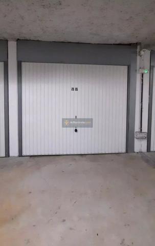 Location                                                      Appartement
                        
                     3 pièces                      71 m2                     à Saint-Aygulf