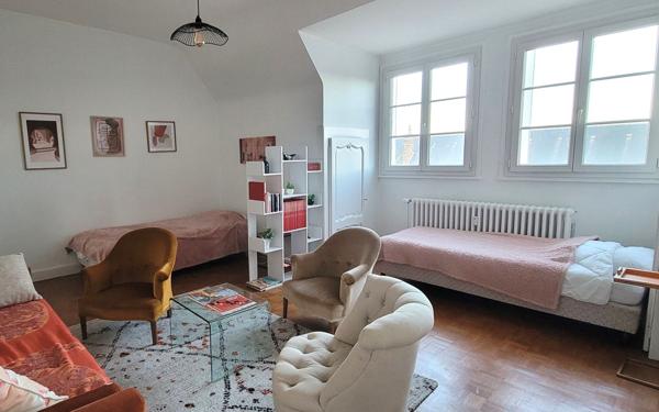 Appartement à louer    2 pièces • 81,70 m2 Le Creusot