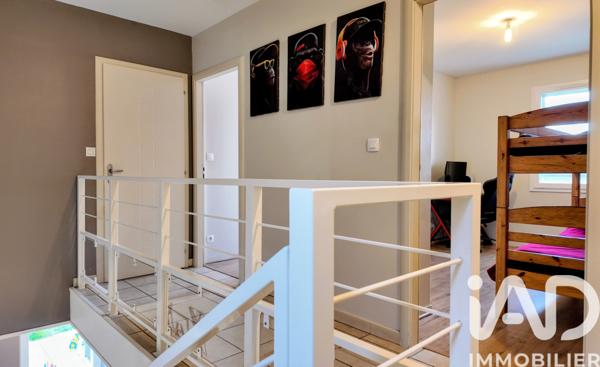 Maison à vendre 5 pièces 100 m² Saint-Jean-Bonnefonds