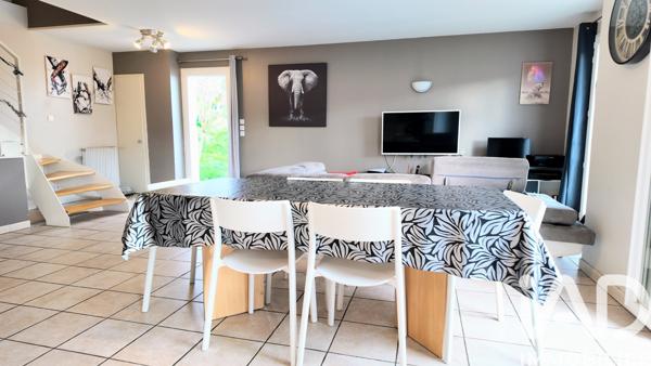 Maison à vendre 5 pièces 100 m² Saint-Jean-Bonnefonds