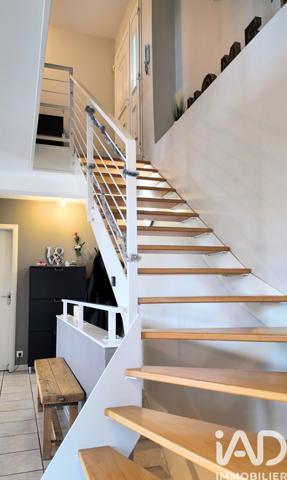 Maison à vendre 5 pièces 100 m² Saint-Jean-Bonnefonds