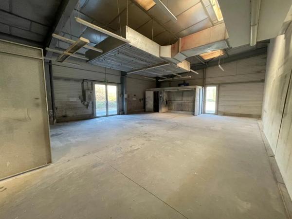 Bureau à vendre à Hauterives (26390)
