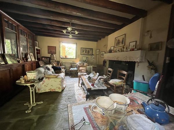 Maison à vendre |  Saint-Victor-en-Marche |  5 pièces | 161 m²