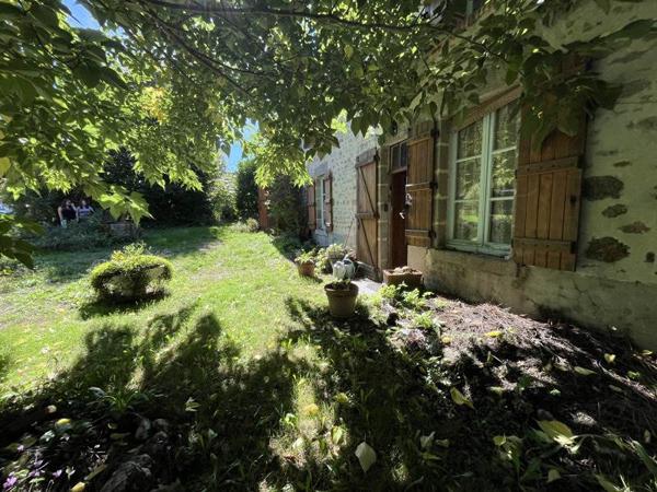 Maison à vendre |  Saint-Victor-en-Marche |  5 pièces | 161 m²