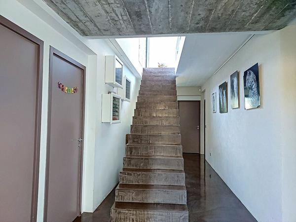 Maison à vendre    6 pièces •  Coaraze