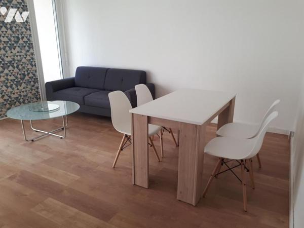 LAVAL, Appartement type 3