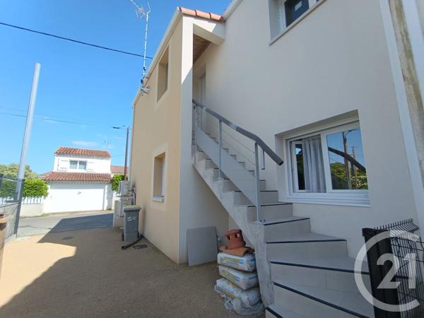 Appartement T3 à vendre  3 pièces - 67,70 m 2   JARD SUR MER  - 85