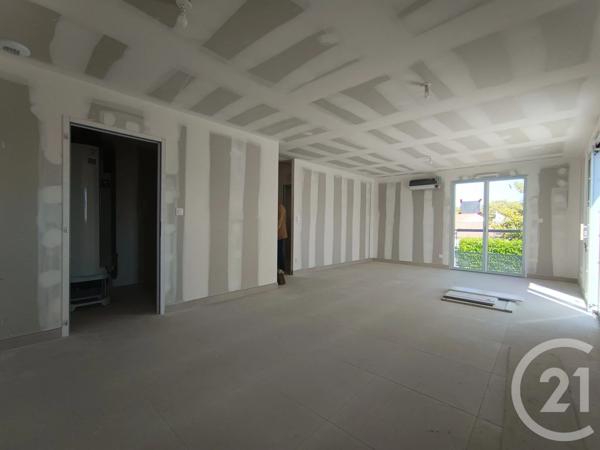 Appartement T3 à vendre  3 pièces - 67,70 m 2   JARD SUR MER  - 85