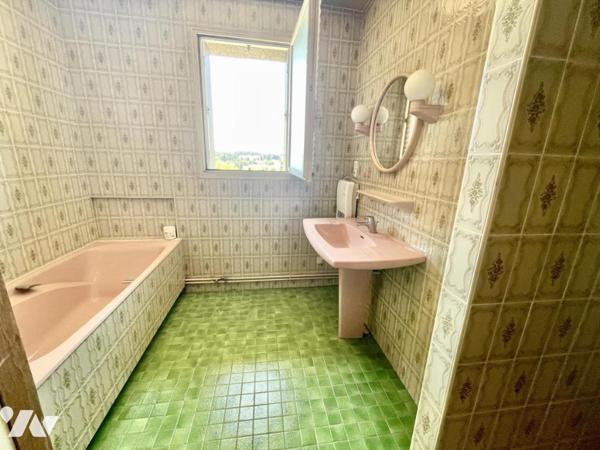 APPARTEMENT T4 A VENDRE SAINT CHELY D'APCHER