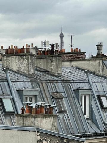 Appartement à louer    2 pièces • 47,65 m2 Paris 17
