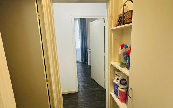 Appartement à vendre    3 pièces • 38,40 m2 Paris 18