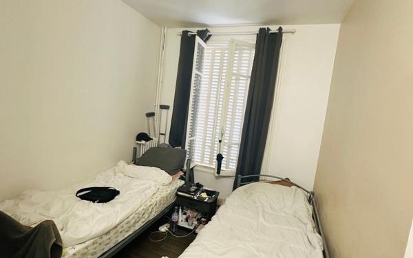 Appartement à vendre    3 pièces • 38,40 m2 Paris 18