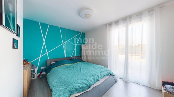 Belle maison 4 chambres avec grand garage et piscine