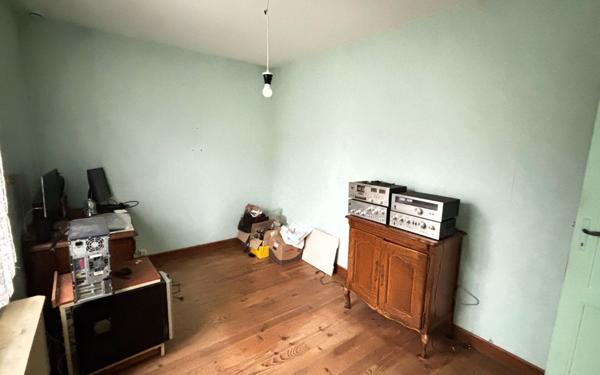 Maison à vendre    4 pièces •  Crécy-sur-Serre