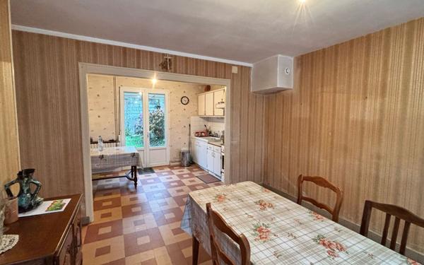 Maison à vendre    4 pièces •  Crécy-sur-Serre