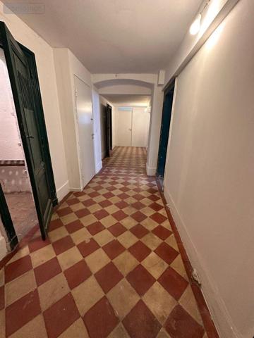 Appartement à rénover à vendre à Bordeaux en Gironde (33000), ref : 022/1196   
Jardin Public