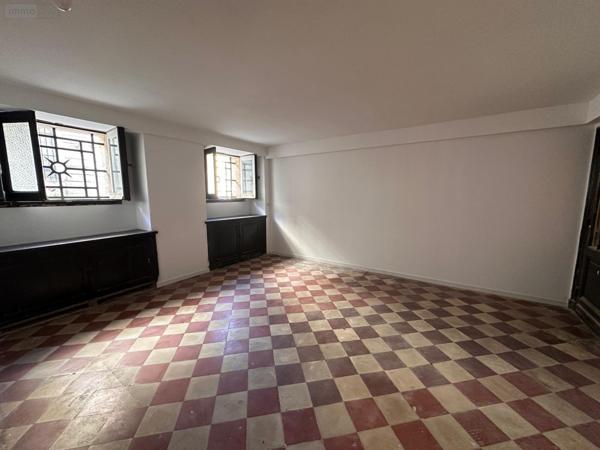 Appartement à rénover à vendre à Bordeaux en Gironde (33000), ref : 022/1196   
Jardin Public