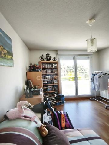 Appartement T4 de 84 m² double terrasse, garage et cave