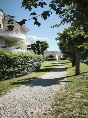 Appartement T4 de 84 m² double terrasse, garage et cave