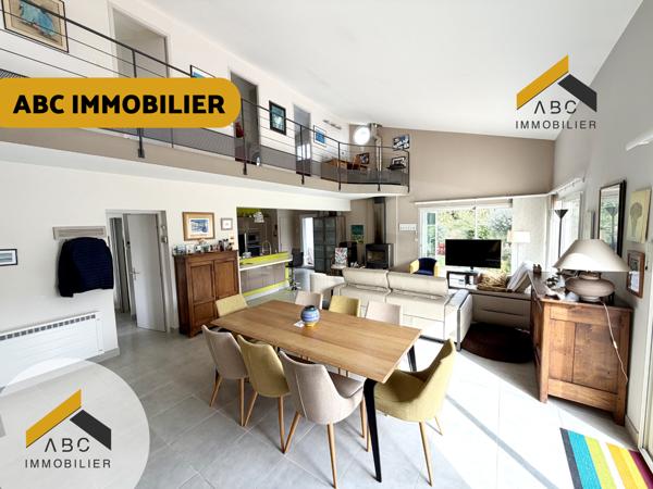 Orange (84100) Maison avec piscine, double garage et jardin à Orange avec ABC Immobillier