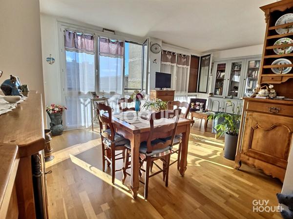 Appartement 4 pièces de 65 m² + BALCON