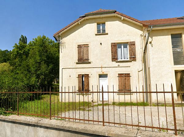 Bel appartement en rez de chaussée 64 m2 Montmorot