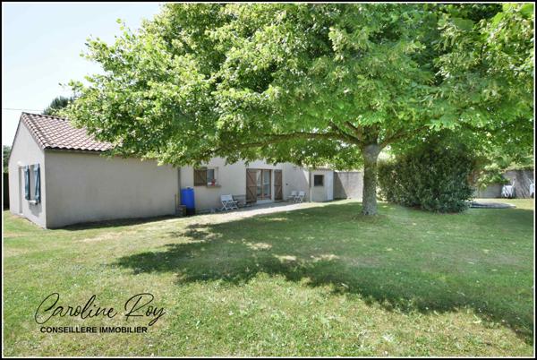 Clisson (44190) CLISSON Village à quelques minutes du centre ville, maison 4 ch, garage et jardin de 1176 m² environ.