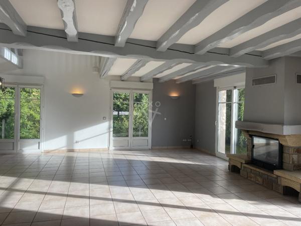 Vaste maison indépendante sur l'axe NANCY SAINT-DIE