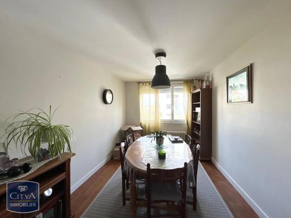Appartement à louer 3 pièces 65m² Combronde (63460)