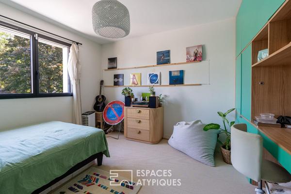 Maison de caractère avec piscine et jardin paysager à Monselet