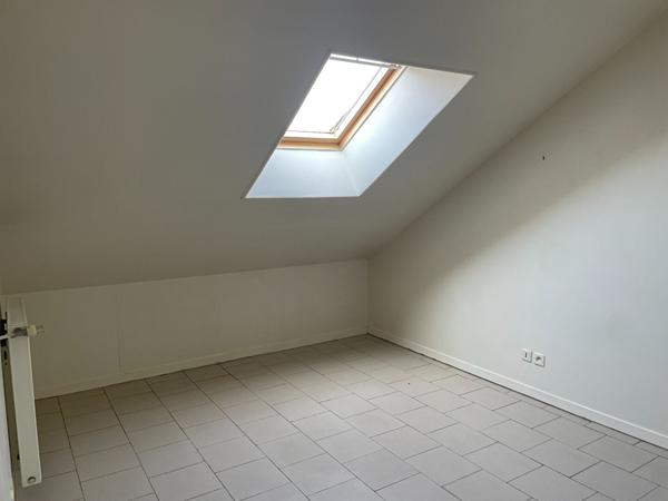 "APPARTMENT LA FLECHE 3 PIECES 48M2"