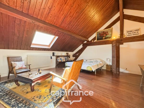 Une propriété de caractère au cœur d'un écrin de verdure à Saint-Marcel