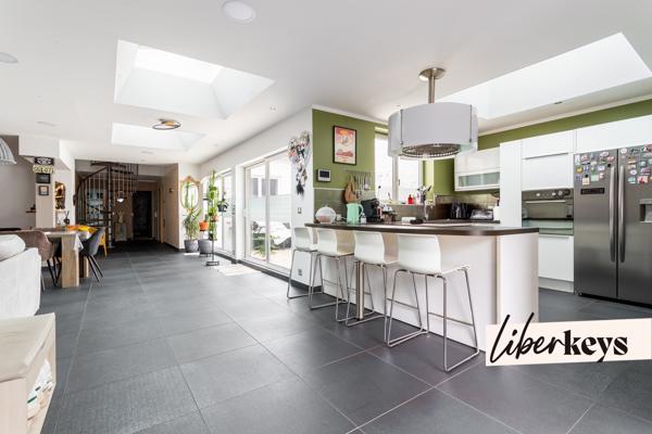 Loft - 5 chambres - 2 terrasses - 2 garages 