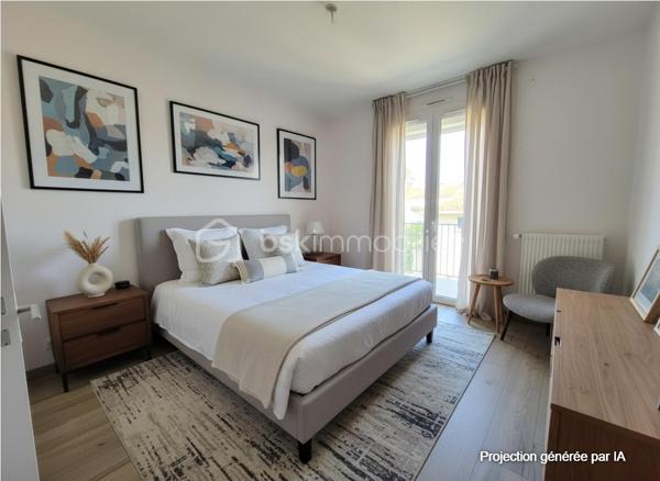 À proximité des commerces du Mas Guérido, des écoles et lycées, du parc Saint-Vicens et de la polyclinique Médipôle, venez découvrir ce bel appartement F4 de 108m2 avec garage et cave. Véritable emplacement privilégié, le secteur Sabardeil est très recherché car il offre un cadre de vie idéal, alliant calme, confort et praticité au quotidien.  
Situé au 2ᵉ étage de la résidence, cet appartement traversant profite d'une excellente exposition, offrant une belle luminosité tout au long de la journée et permettant de profiter pleinement de ses deux grands balcons.
Très fonctionnel, ce logement se compose d'un vaste double séjour, d'une cuisine indépendante et de nombreux rangements. L'espace nuit comprend trois chambres aux beaux volumes (15 m², 12 m² et 11 m²), une salle de bains ainsi qu'une salle d'eau avec WC.
Pour compléter l'ensemble, vous bénéficierez d'un garage, d'une place de stationnement privative ainsi que d'une grande cave, idéale pour le stockage. Le stationnement est également facile au pied de la résidence.
Un appartement spacieux, fonctionnel et très lumineux ; idéal pour une famille ou pour toute personne recherchant un cadre de vie confortable dans un quartier prisé de Perpignan.

Si vous souhaitez vendre votre bien sereinement, contactez-moi : Anaïs Ingaud-Jaubert EI (06.30.43.59.99). Avis de valeur gratuit sous 48h.