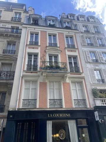 Studio à refaire , dernier étage, Quartier St Germain