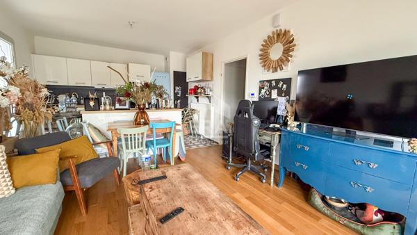BEZANNES Appartement T2 avec jardin, terrasse et garage