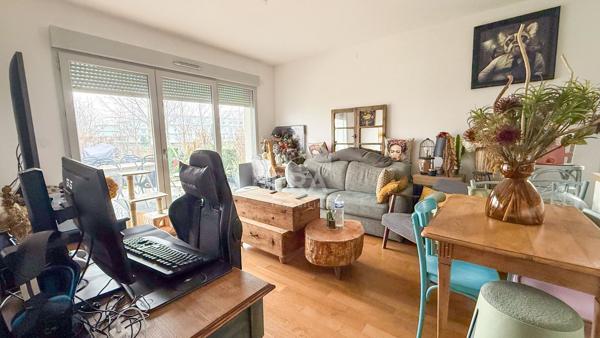 BEZANNES Appartement T2 avec jardin, terrasse et garage