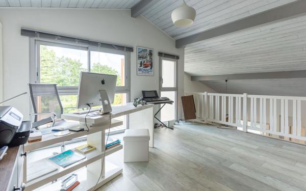 Maison à vendre    6 pièces •  Biscarrosse