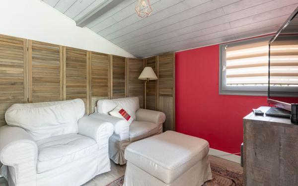 Maison à vendre    6 pièces •  Biscarrosse