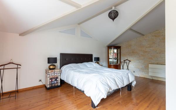 Maison à vendre    6 pièces •  Biscarrosse