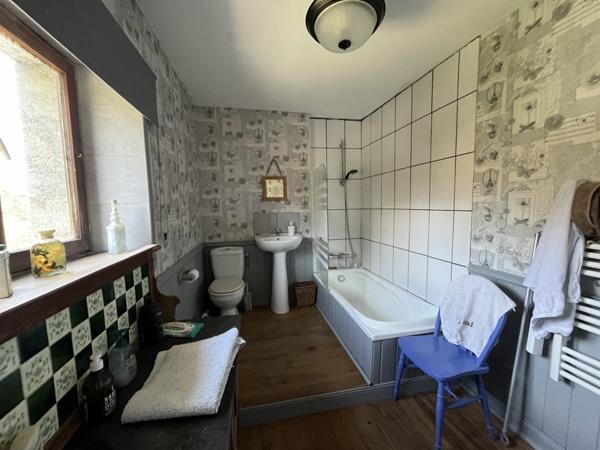 Maison à vendre |  La Celle-Dunoise |  6 pièces | 157 m²