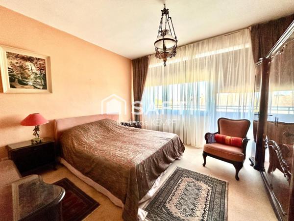 APPARTEMENT 3/4 P. 92m² - GARAGE - CAVE - GRENIER