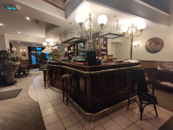 Vente Fonds de commerce 7 pièces 270 m2 à Villers-Cotterêts