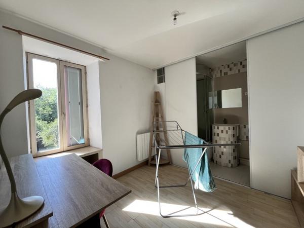 Appartement à louer 750 € CC Landerneau 4 p 56 m² DPE E