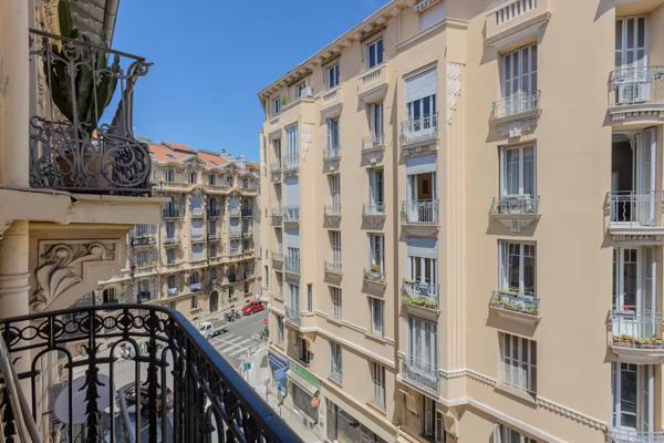 A VENDRE: Studio 25m2 NICE, quartier Gambetta