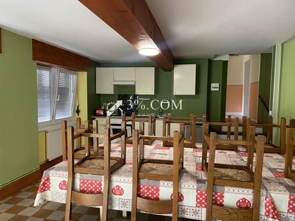 Maison 25 pièce(s) 19 chambre(s) 630 m²