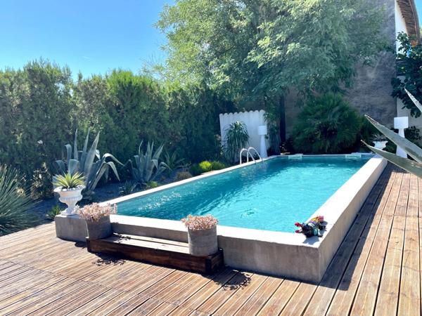 Coup de cœur en Camargue – Mas individuel rénové avec jardin paysager & piscine sans vis-à-vis