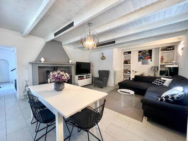 Coup de cœur en Camargue – Mas individuel rénové avec jardin paysager & piscine sans vis-à-vis